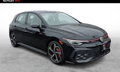2025 Volkswagen GTI SE