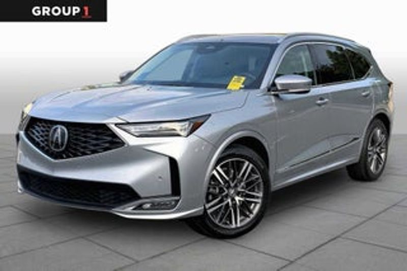 2026 Acura MDX — a typically priced live listing