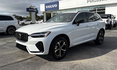 2026 Volvo XC60 Core