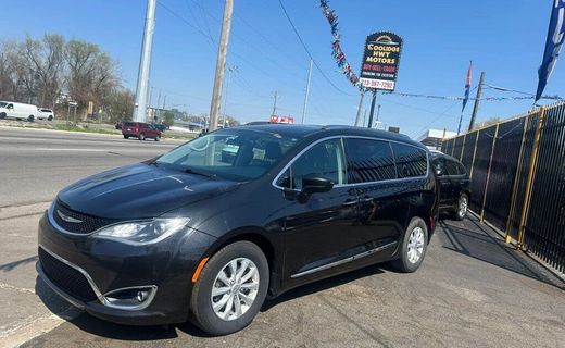 2019 Chrysler Pacifica Touring L