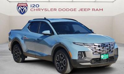 2023 Hyundai Santa Cruz SEL Premium