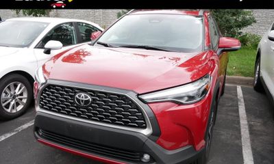 2024 Toyota Corolla Cross XLE