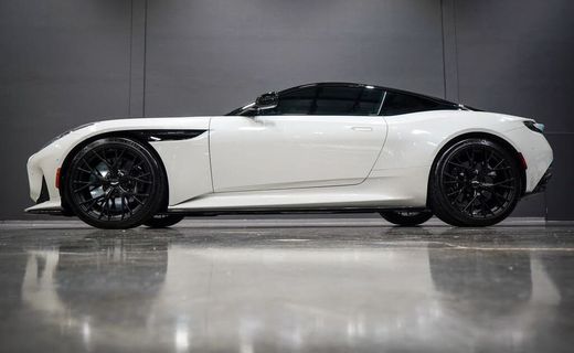 2024 Aston Martin DB12