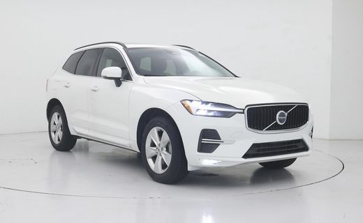 2022 Volvo XC60 Momentum