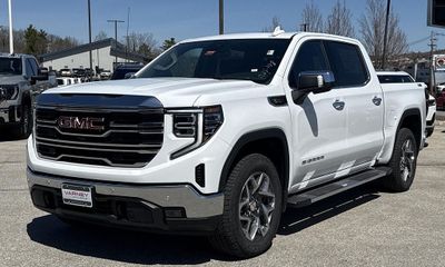 2026 GMC Sierra SLT