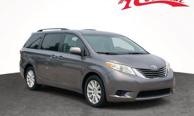 2017 Toyota Sienna LE