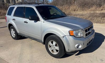 2011 Ford Escape XLT