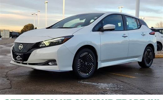 2024 Nissan Leaf SV