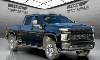 2022 Chevrolet Silverado HD Custom