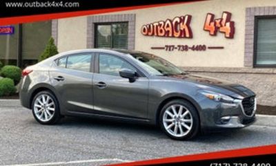 2018 Mazda MAZDA3 Touring