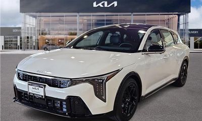 2026 Kia K4 GT Line Turbo