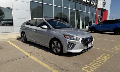 2020 Hyundai Ioniq SEL