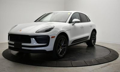 2023 Porsche Macan