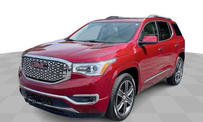 2019 GMC Acadia Denali