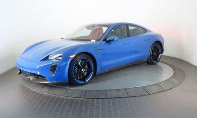 2022 Porsche Taycan Turbo S