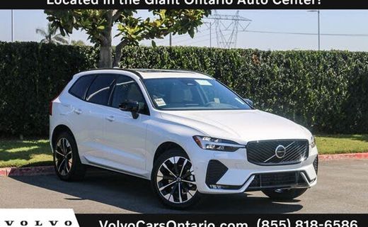 2026 Volvo XC60 Plus Dark
