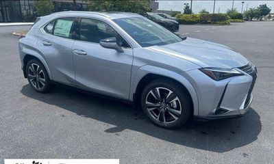 2026 Lexus UX 300H