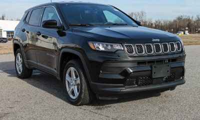 2024 Jeep Compass Sport