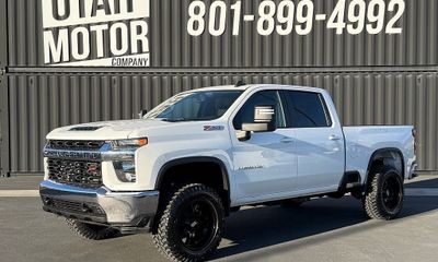 2023 Chevrolet Silverado HD LT