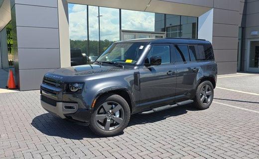2025 Land Rover Defender 110 SE