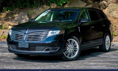 2019 Lincoln MKT