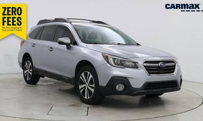 2018 Subaru Outback Limited M R