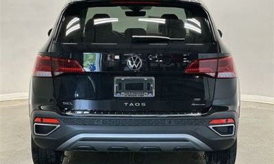 2023 Volkswagen Taos 4Motion SEL