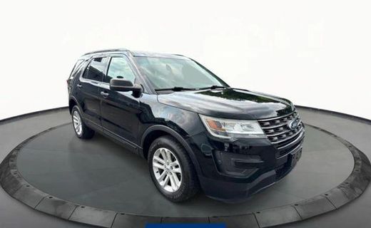 2017 Ford Explorer Base