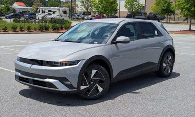 2026 Hyundai Ioniq 5 SE