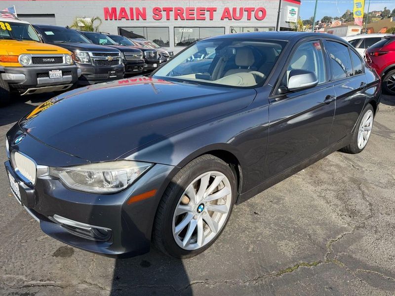 2012 Bmw 328I — a typically priced live listing