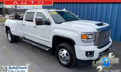 2017 GMC Sierra Denali