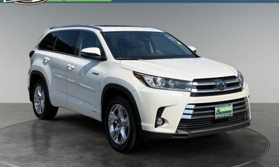 2019 Toyota Highlander LTD Platinum Hybrid