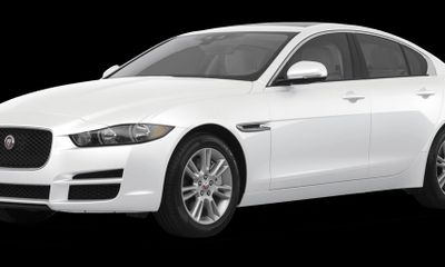2018 Jaguar XE Premium