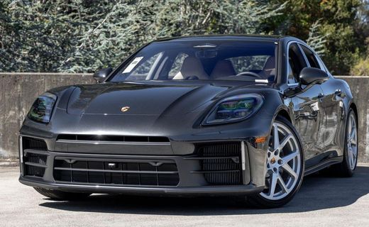 2026 Porsche Panamera 4S