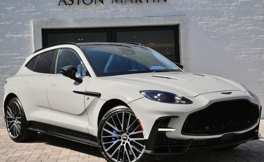 2026 Aston Martin DBX S