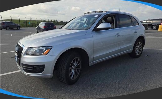 2010 Audi Q5 Premium Plus