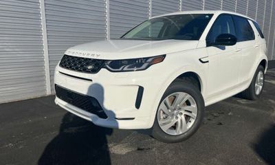 2025 Land Rover Discovery Sport S