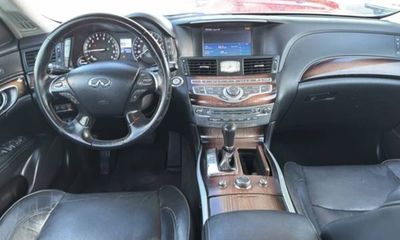 2015 Infiniti Q70 Hybrid