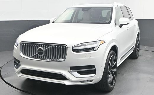 2023 Volvo XC90 Plus Bright