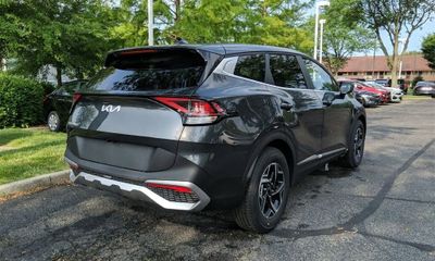 2023 Kia Sportage LX