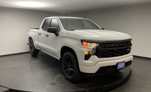 2024 Chevrolet Silverado Custom