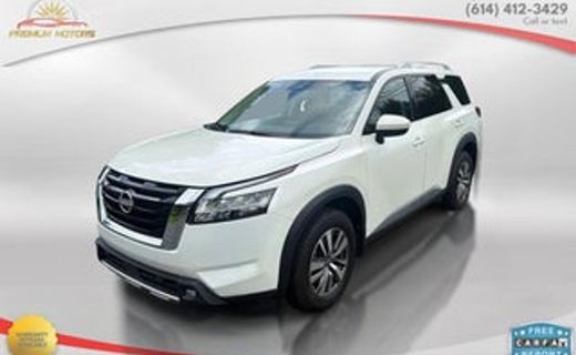 2022 Nissan Pathfinder SL