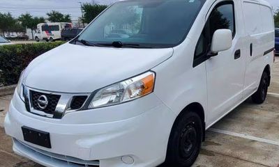 2020 Nissan NV200 2 5S