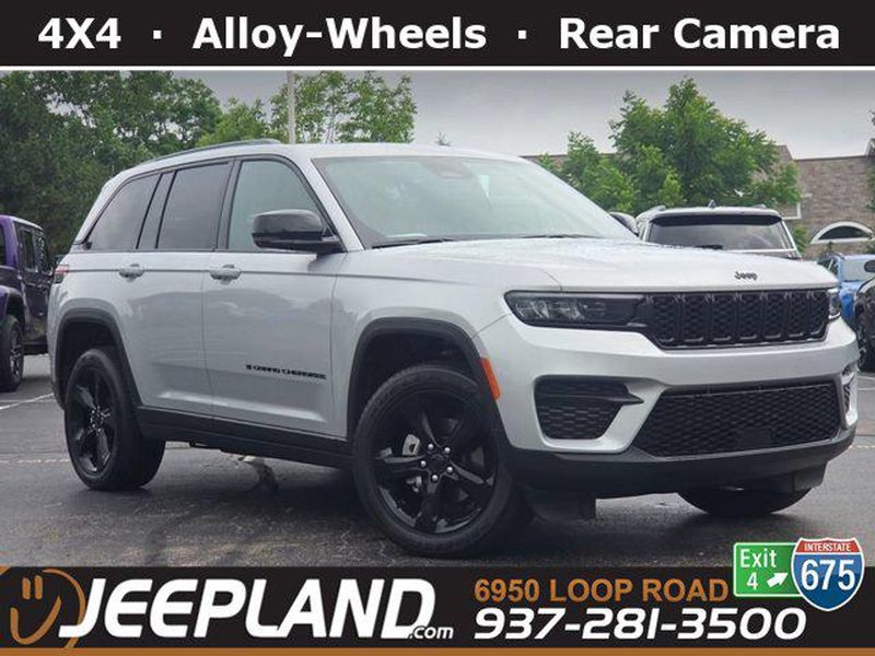 2024 Jeep Grand Cherokee — a typically priced live listing