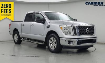 2017 Nissan Titan SV
