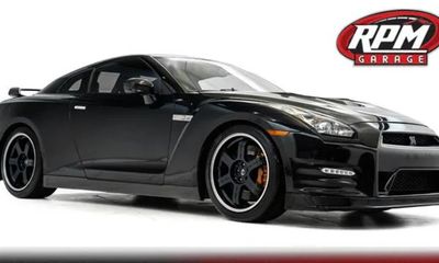 2014 Nissan GT-R Premium