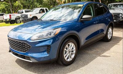 2022 Ford Escape SE