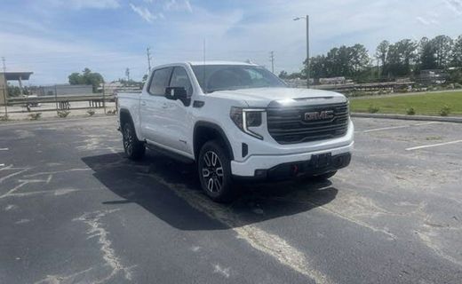 2024 GMC Sierra AT4