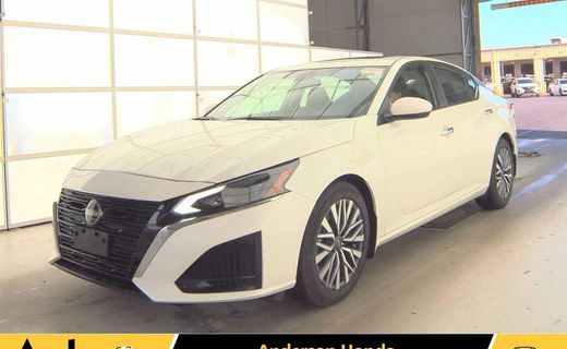 2023 Nissan Altima SV