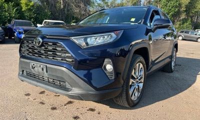 2021 Toyota RAV4 XLE Premium